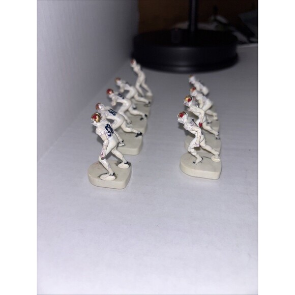 VNTG 11 Tudor Electric Football San Francisco 49ers Players & QB/Kicker Red Gold - Picture 4 of 9